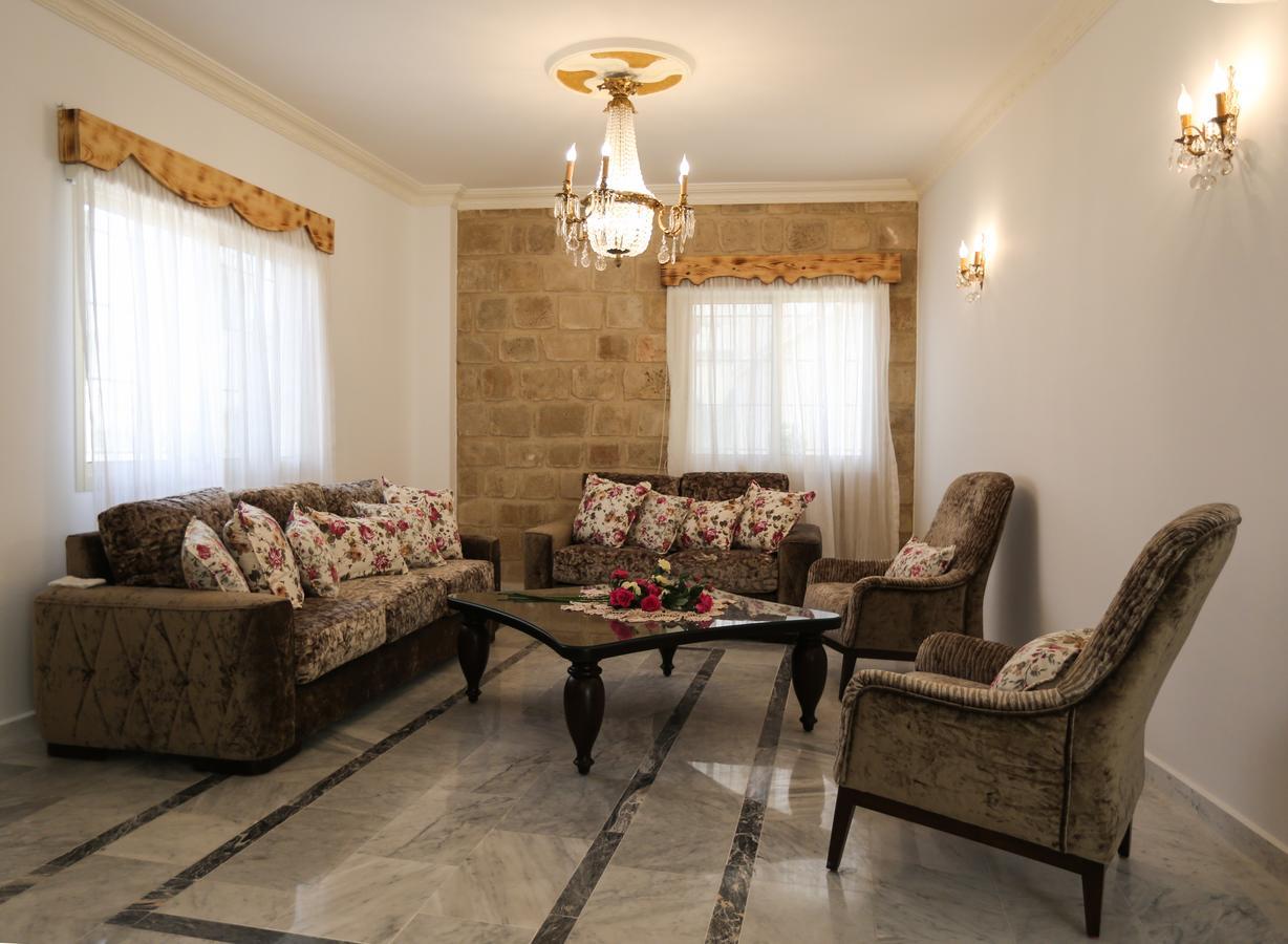 Tyre Boutique Apartments Kültér fotó